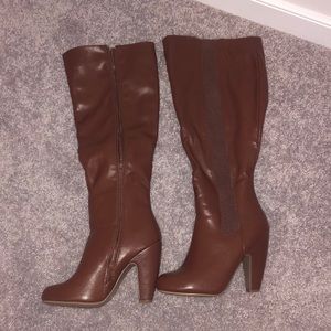 Knee high fur lined inside brown boots